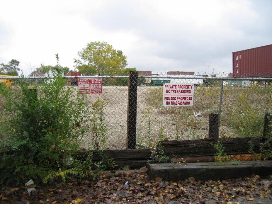 Celotex site prior to cleanup. As one resident described it in 2006, the site had become an “eyesore”.
