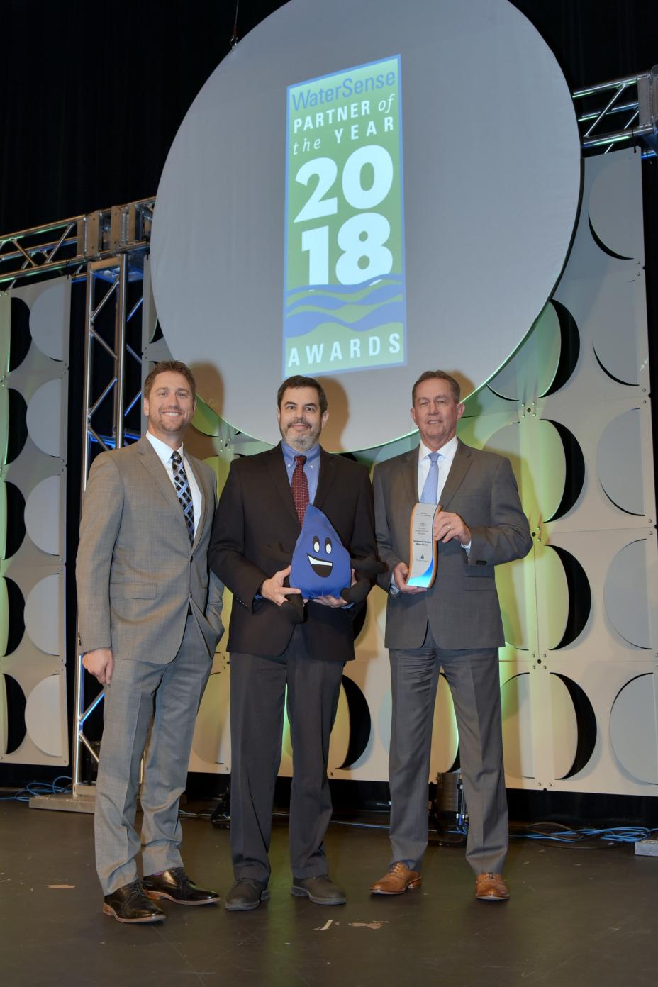 Excellence in Education and Outreach Award winner, Sacramento Suburban Water District, with U.S. EPA's Raffael Stein.