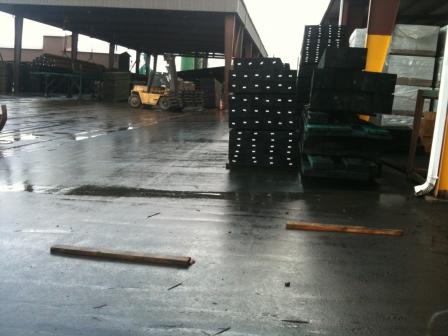 Typical dunnage used to support pallets