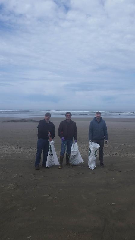 EPAers clean up the beach