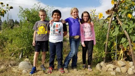 Image of Mr. Anderson's First Grade Class, Winners of the President's Environmental Youth Award