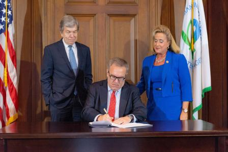 Acting Administrator Wheeler signs the Record of Decision for the West Lake Landfill Superfund site