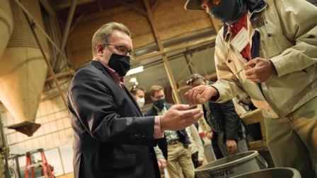 Administrator Wheeler and Regional Administrator Servidio tour Ernst Conservation Seeds in Meadville, Penn